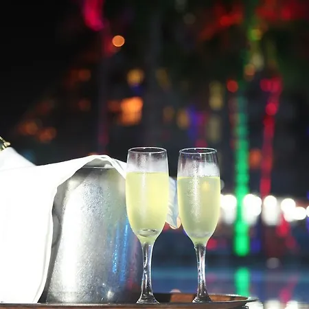 Ośrodek wypoczynkowy Lonicera World Avsallar