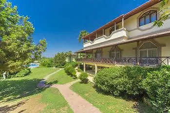 Resort Lonicera World 4*