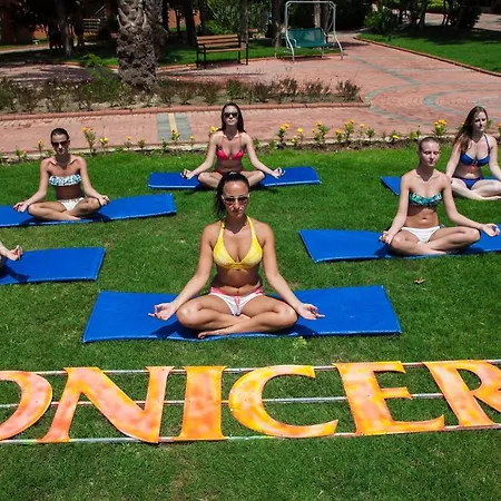 Resort Lonicera World Avsallar