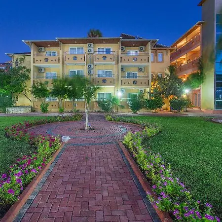 Feriested Lonicera World 4*